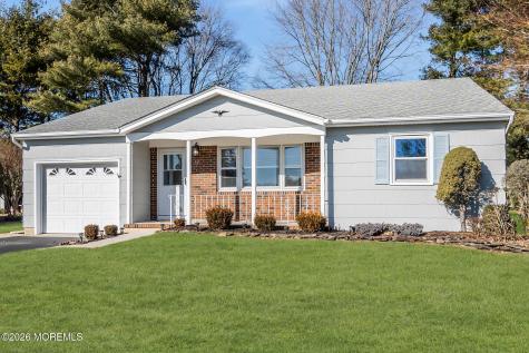 12 Ely Court Toms River NJ 08757