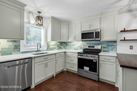12 Ely Court Toms River NJ 08757
