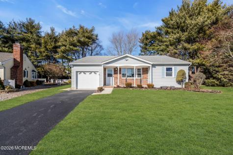 12 Ely Court Toms River NJ 08757