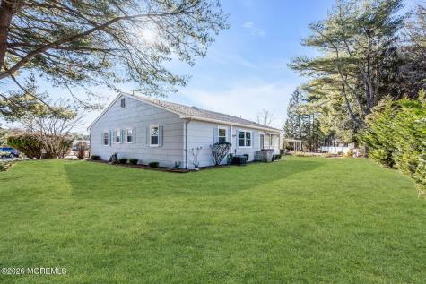 12 Ely Court Toms River NJ 08757