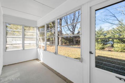 12 Ely Court Toms River NJ 08757