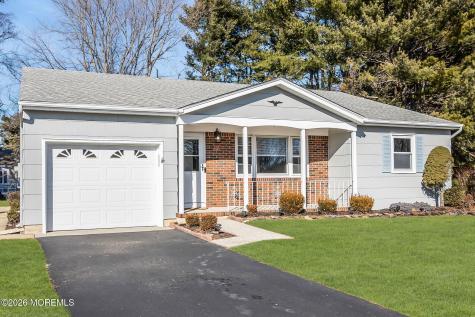 12 Ely Court Toms River NJ 08757