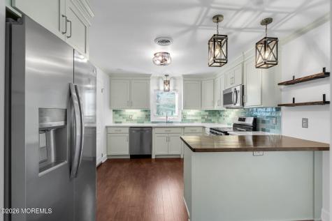 12 Ely Court Toms River NJ 08757