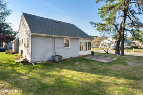 83 Milford Avenue Whiting NJ 08759