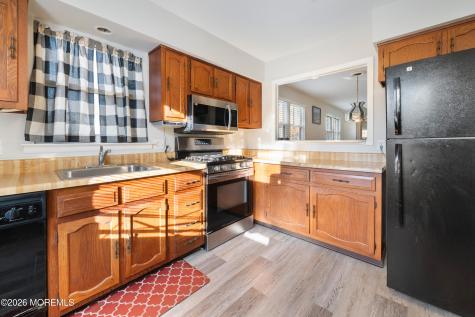 83 Milford Avenue Whiting NJ 08759