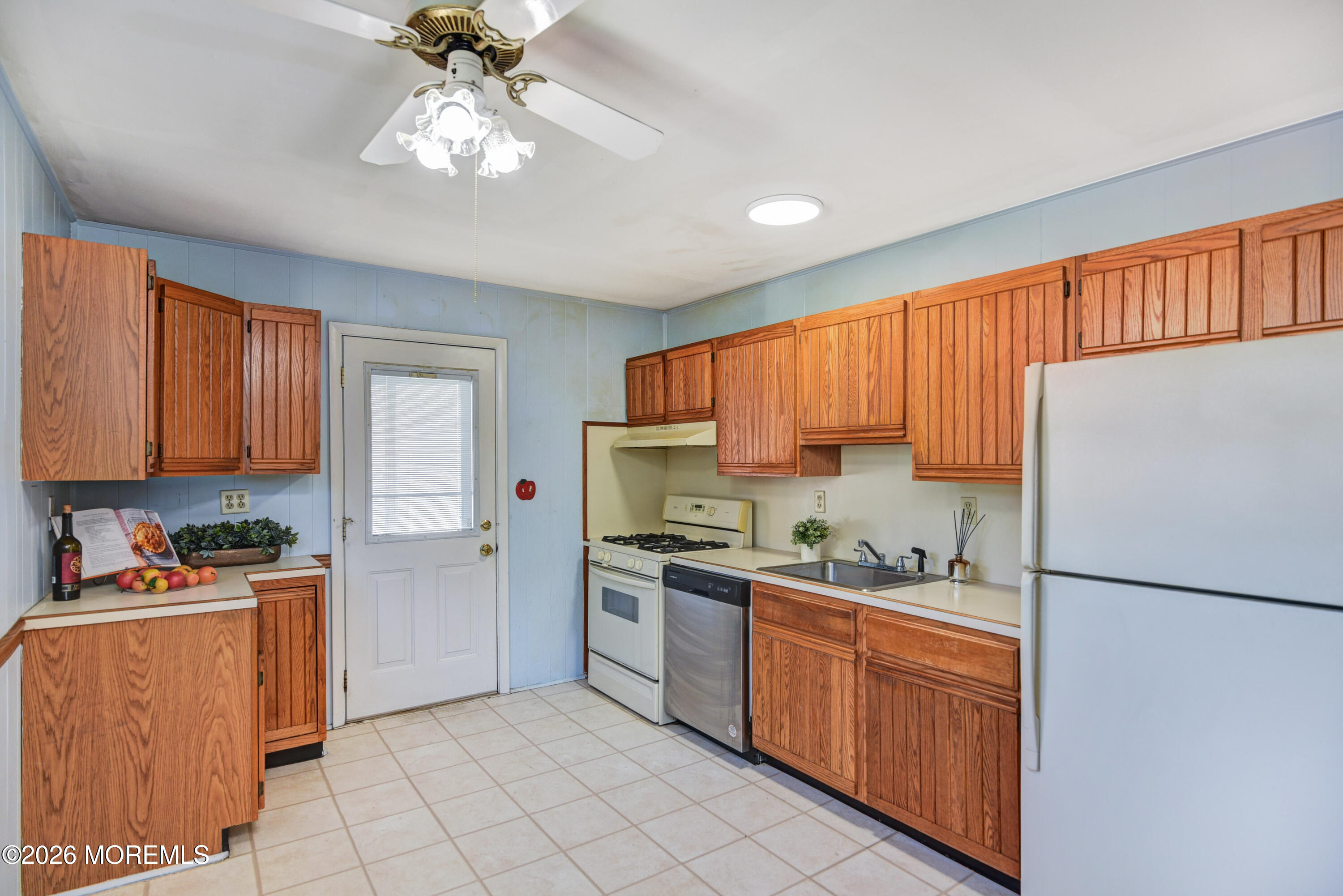 104 Pinetree Drive Sayreville NJ 08859