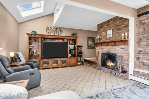 1 Cherry Hill Road Holmdel NJ 07733