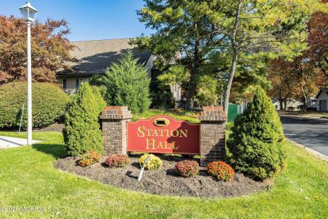 401 Lily Court Whiting NJ 08759