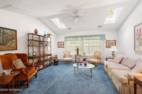 401 Lily Court Whiting NJ 08759