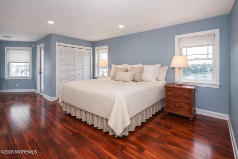 322 Bayshore Drive Barnegat NJ 08005