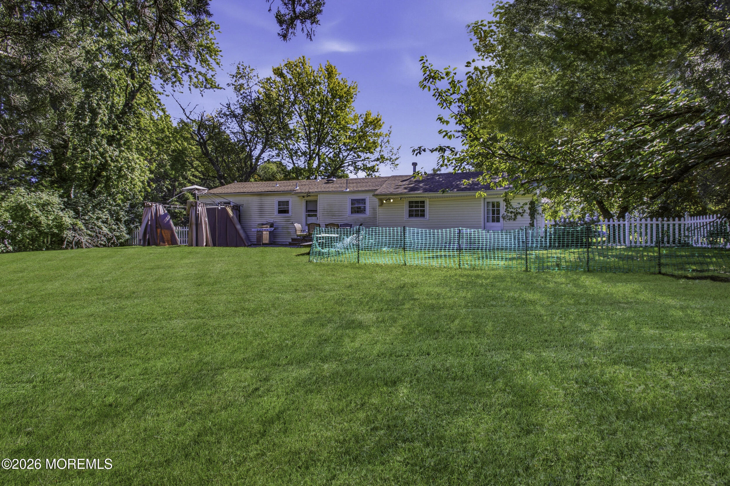 9 Hemlock Court Jackson NJ 08527
