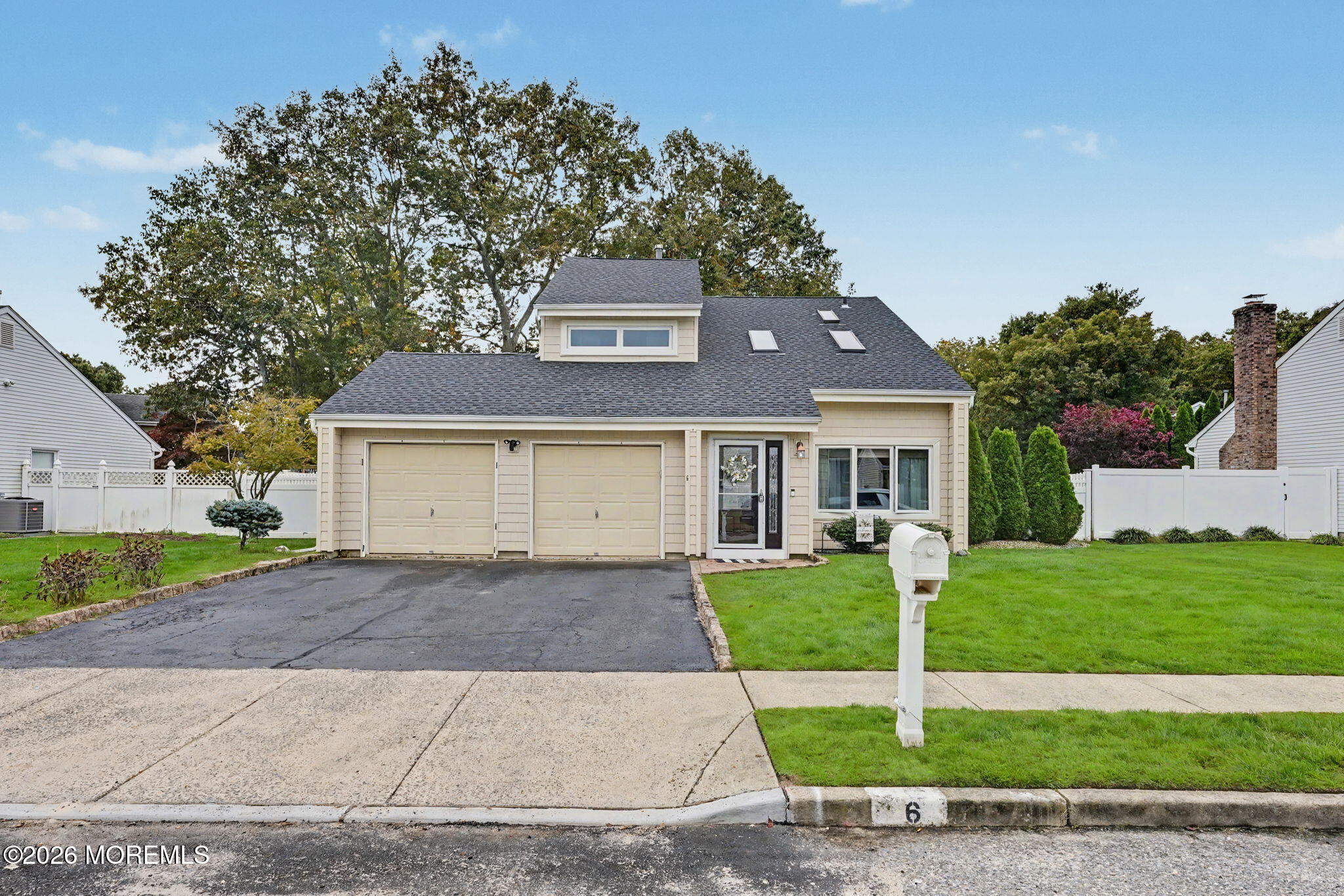 6 Scarlet Lane Howell NJ 07731