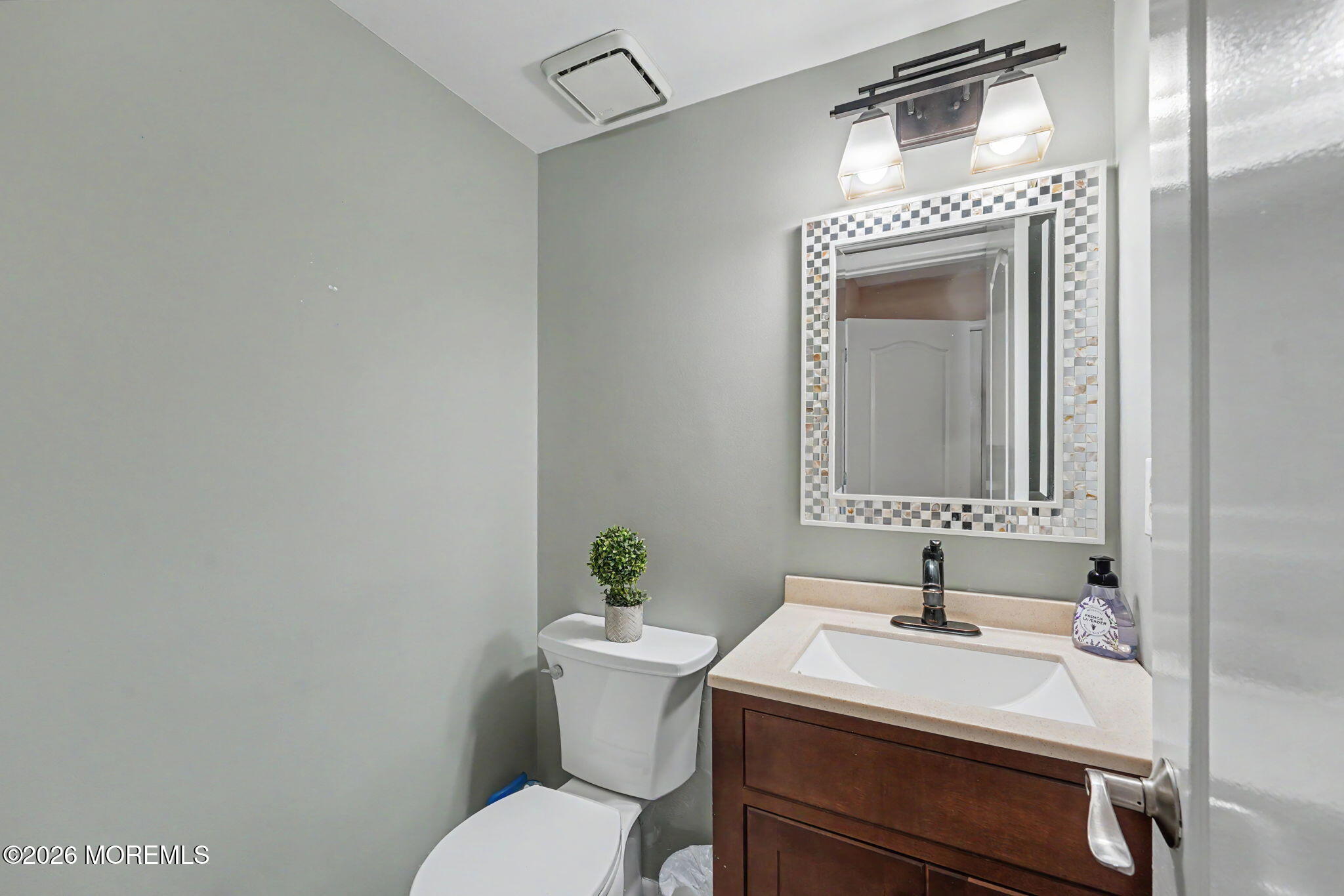 6 Scarlet Lane Howell NJ 07731