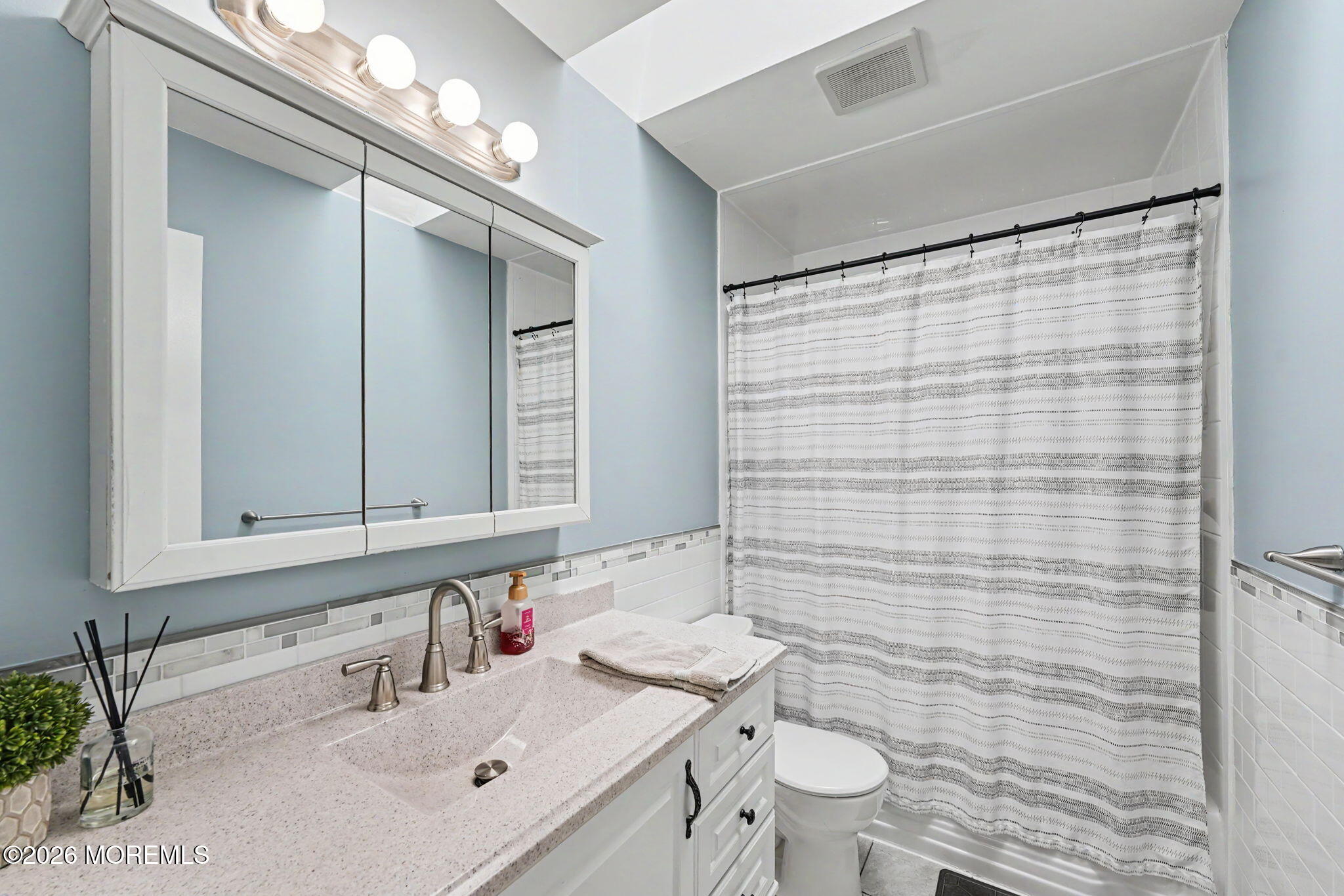 6 Scarlet Lane Howell NJ 07731