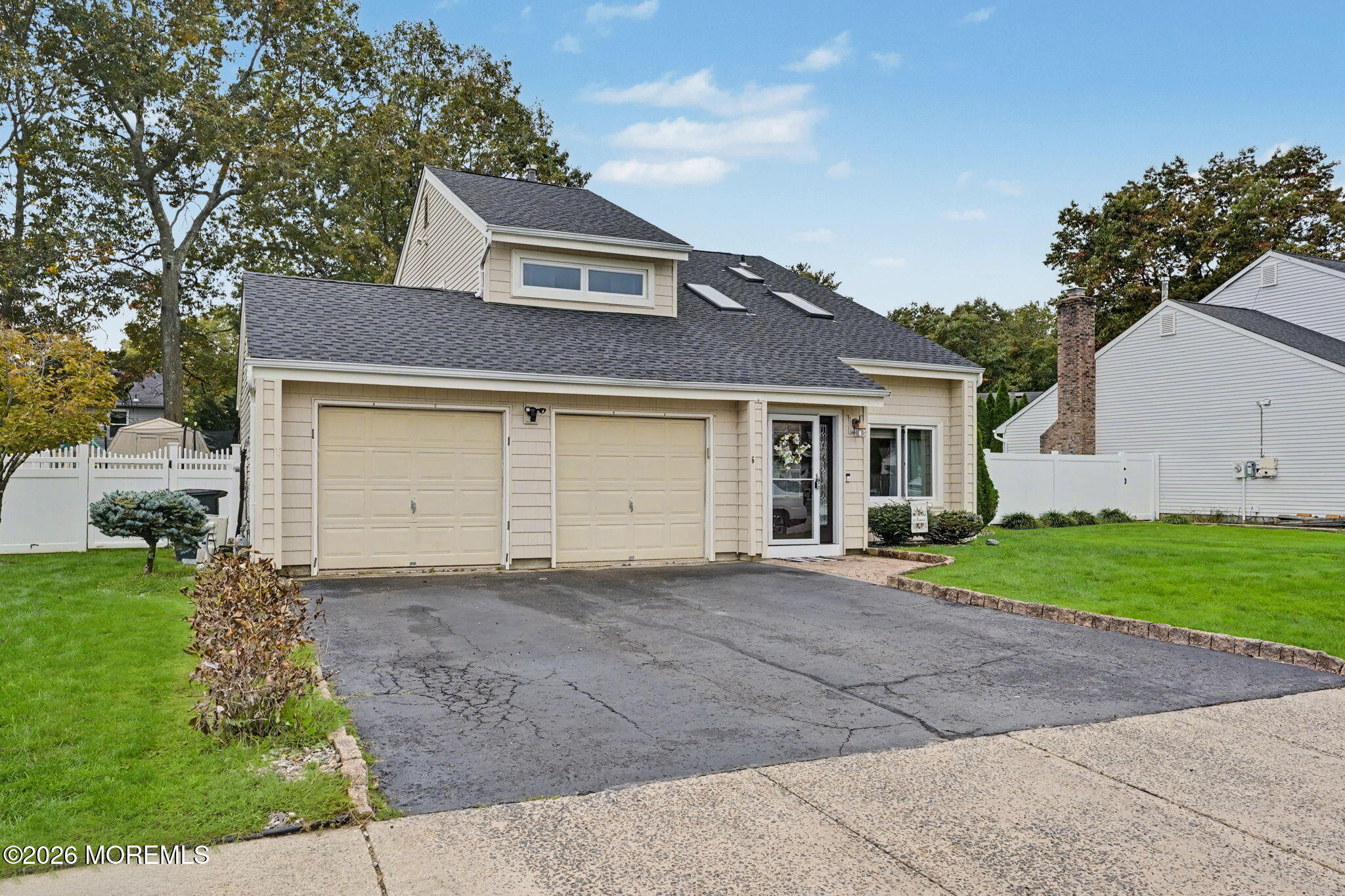 6 Scarlet Lane Howell NJ 07731