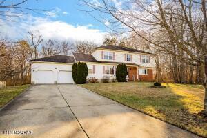 6 Katie Court Lakewood NJ 08701