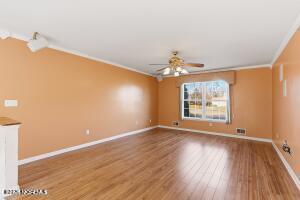 6 Katie Court Lakewood NJ 08701