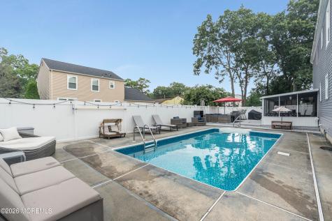 4 Laurel Crest Drive Howell NJ 07731