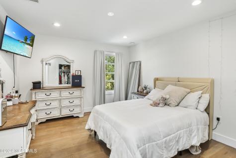 140 Curtis Place Manasquan NJ 08736