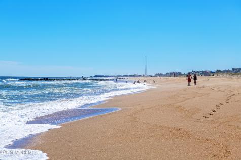 140 Curtis Place Manasquan NJ 08736
