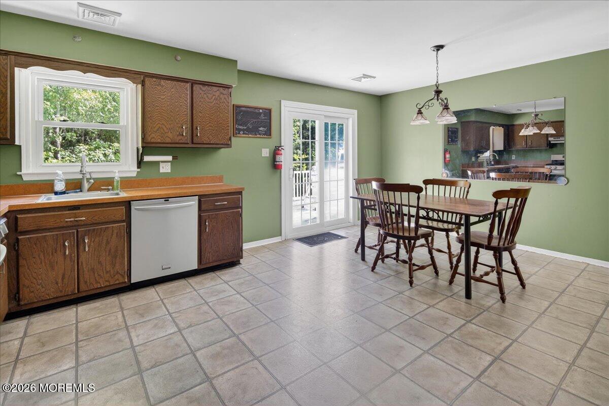 113 Lubbers Lane Manahawkin NJ 08050