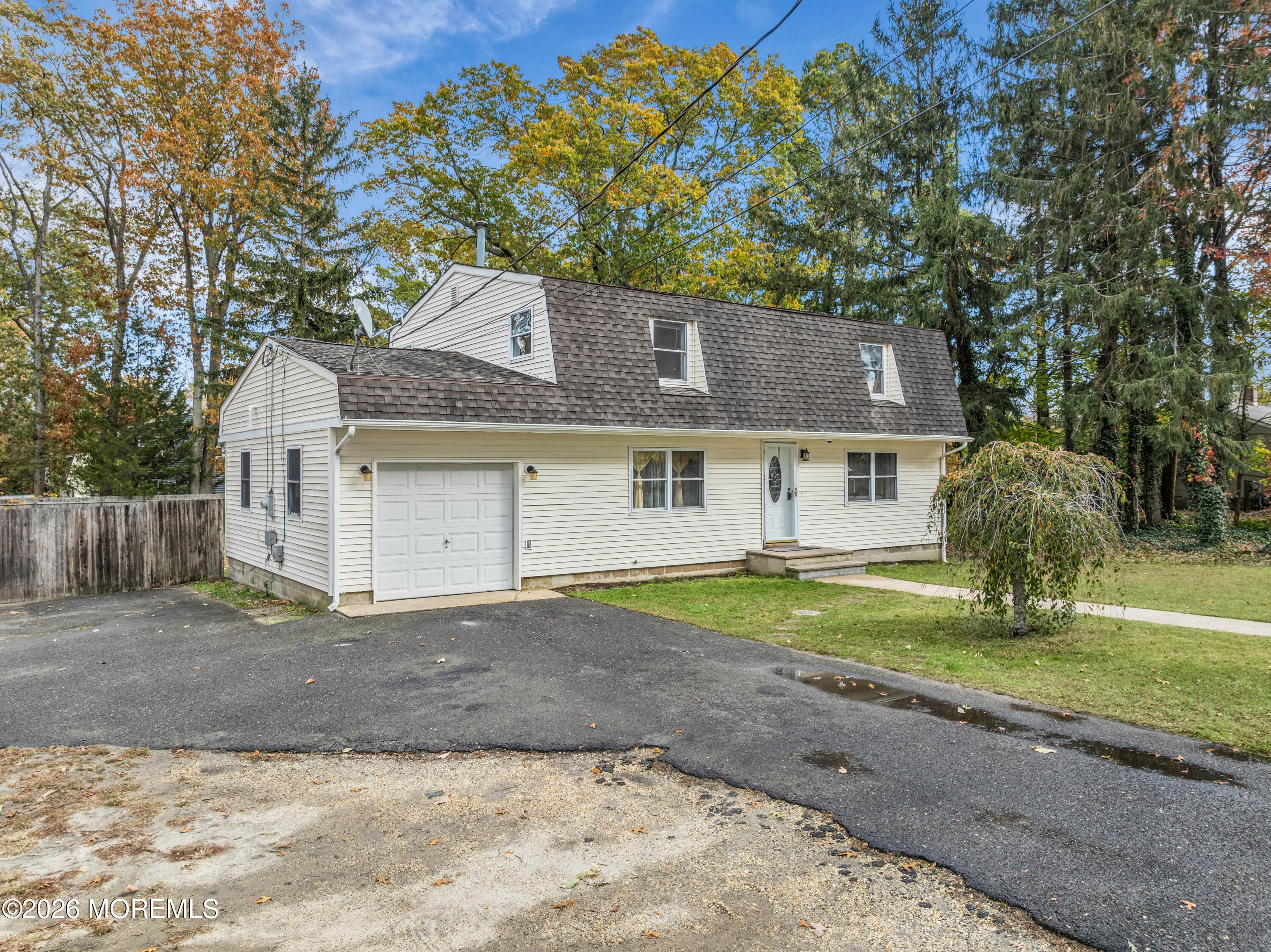 927 Indian Hill Road Toms River NJ 08753