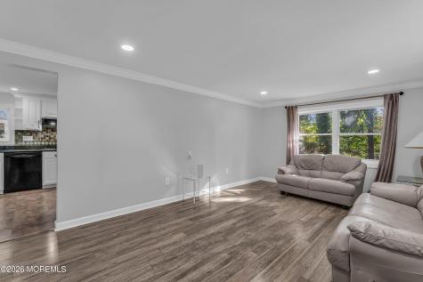 927 Indian Hill Road Toms River NJ 08753