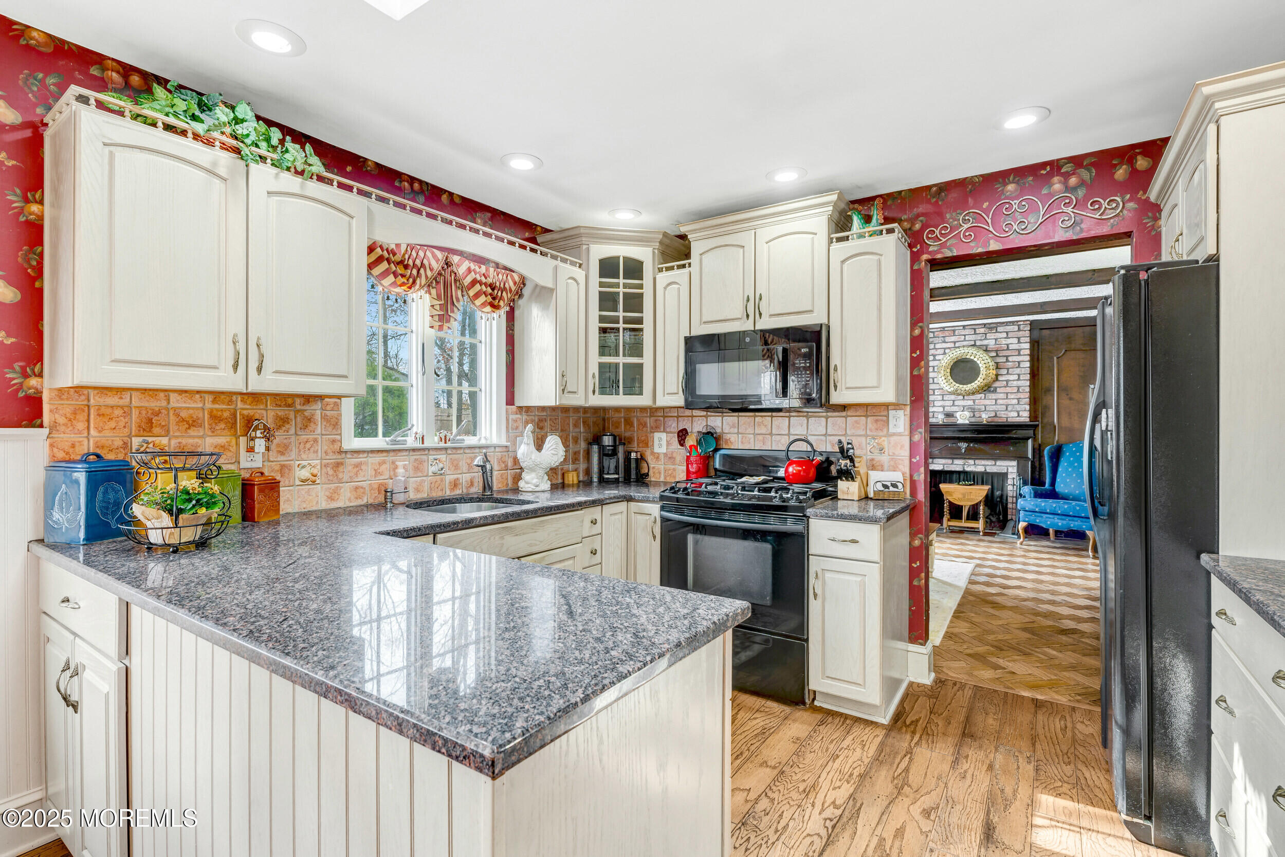 21 Meadowbrook Drive Howell NJ 07731