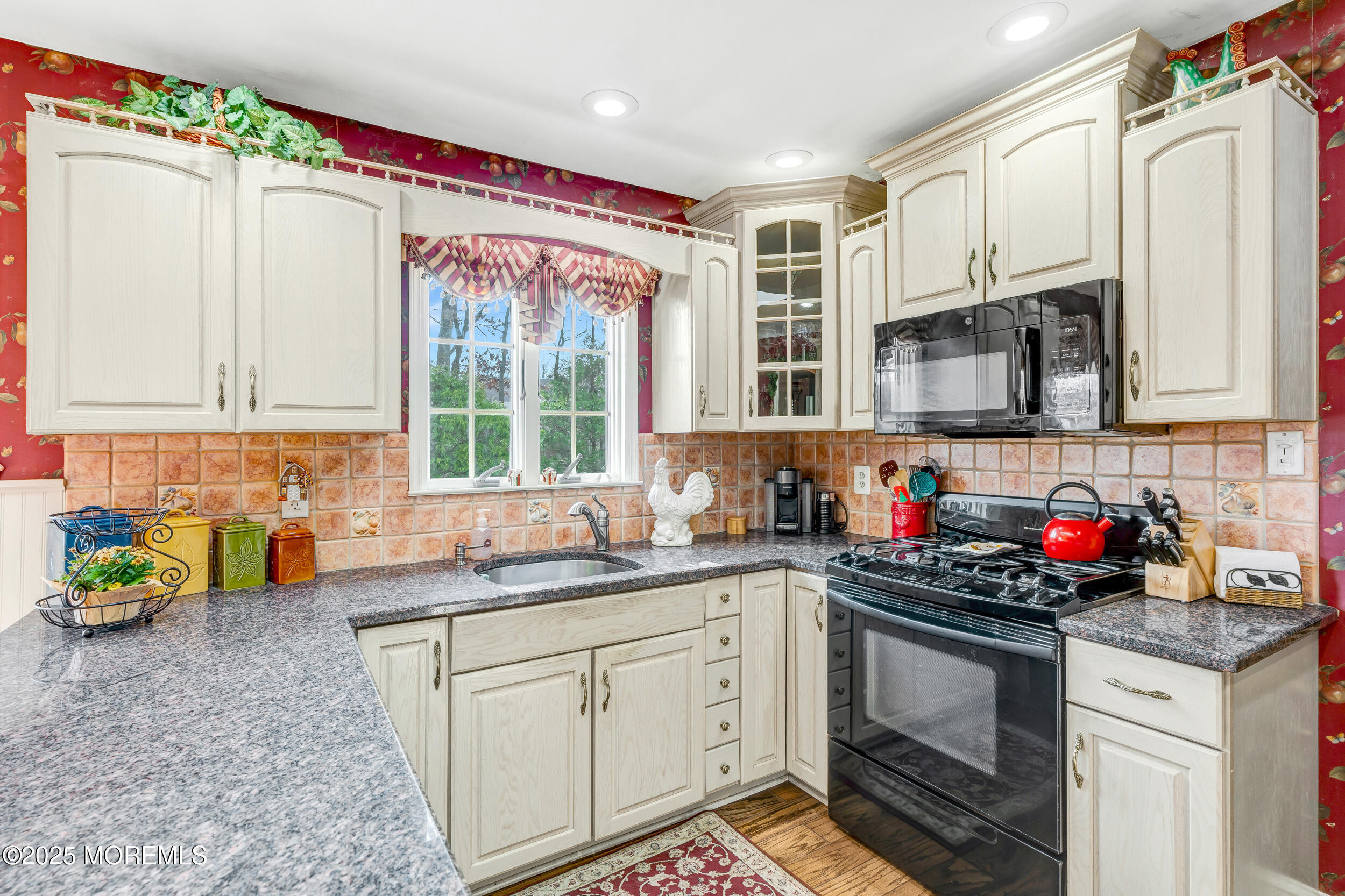 21 Meadowbrook Drive Howell NJ 07731