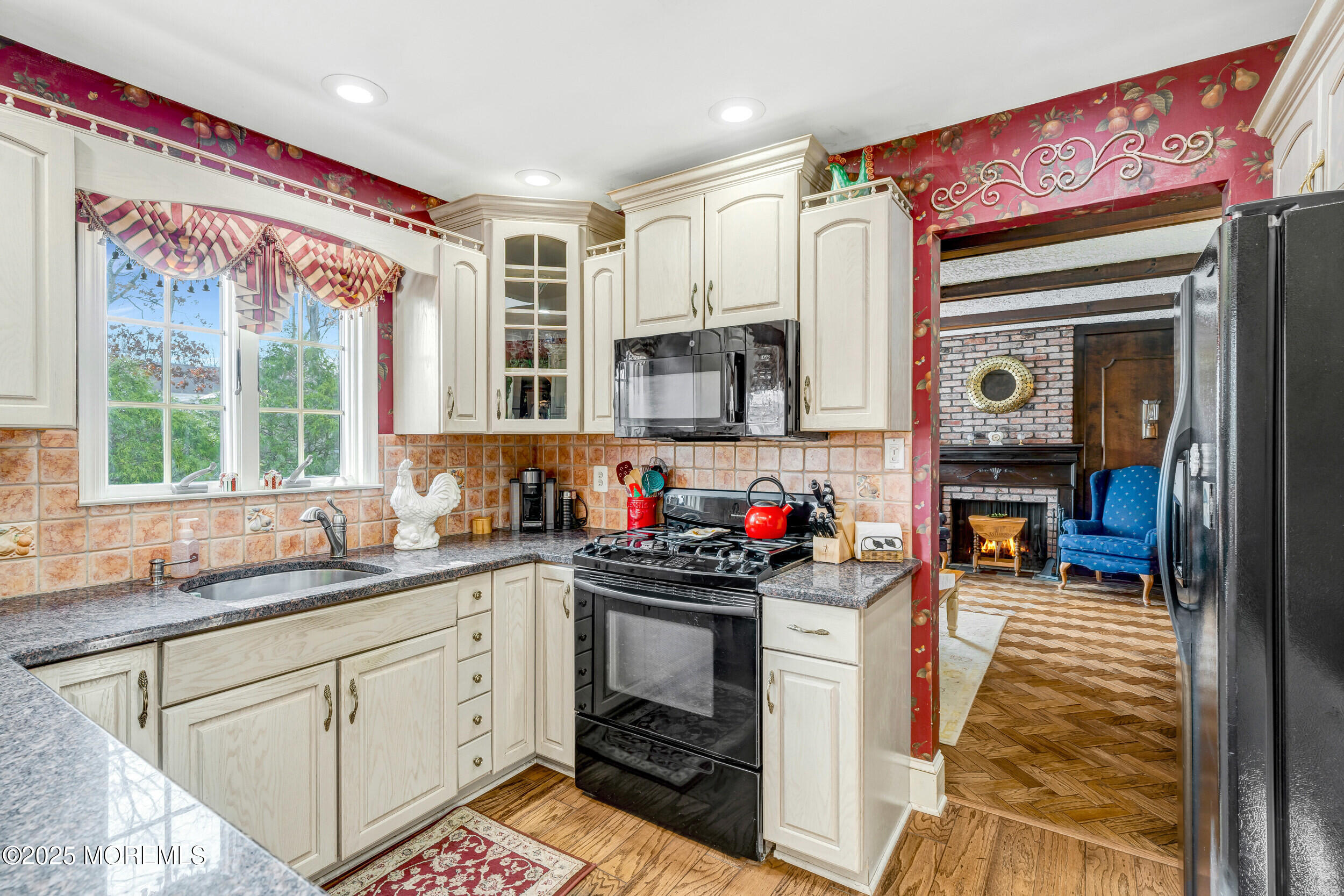 21 Meadowbrook Drive Howell NJ 07731