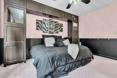 19 Whisper Way Barnegat NJ 08005