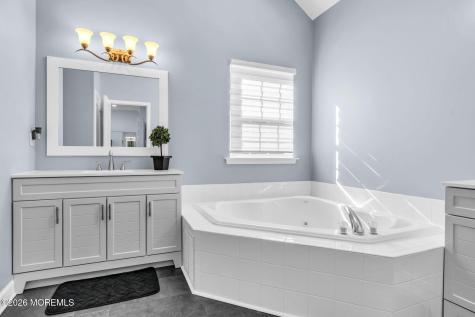 19 Whisper Way Barnegat NJ 08005