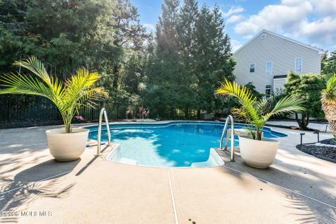 19 Whisper Way Barnegat NJ 08005
