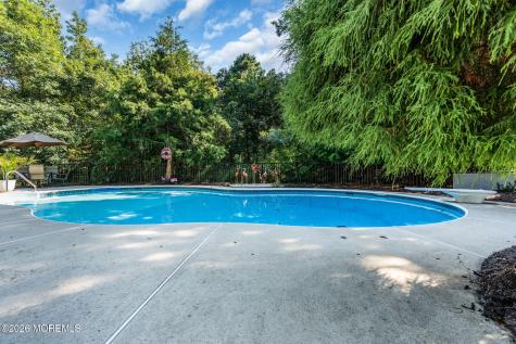 19 Whisper Way Barnegat NJ 08005