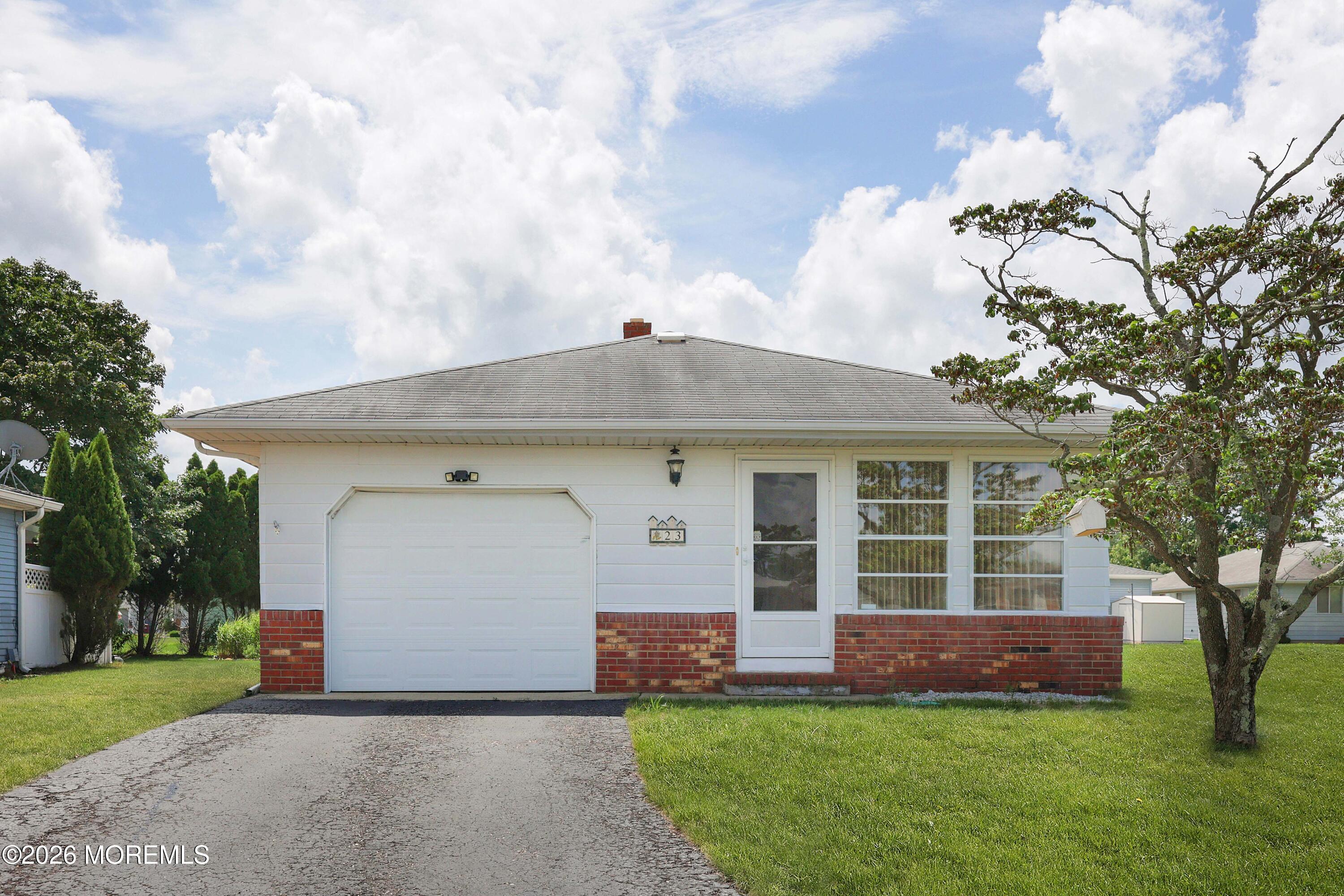 23 Capri Court Toms River NJ 08757