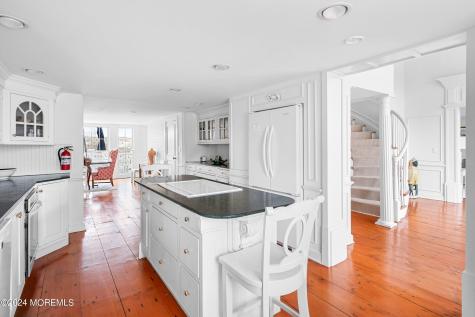 961 East Avenue Mantoloking NJ 08738