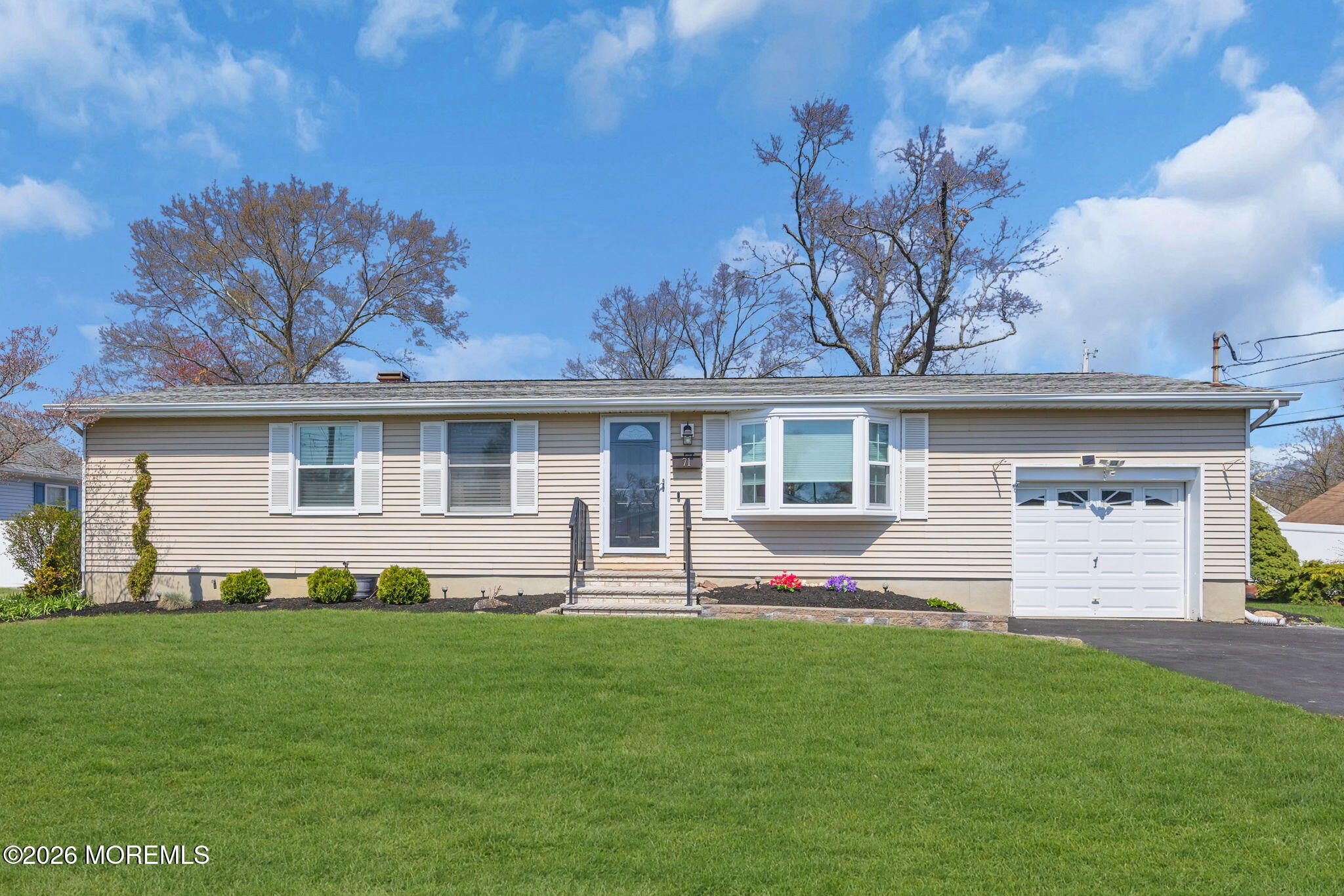 71 Pine Street Spotswood NJ 08884