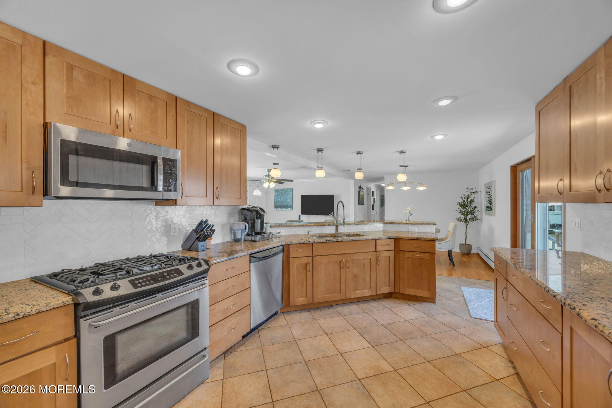 71 Pine Street Spotswood NJ 08884
