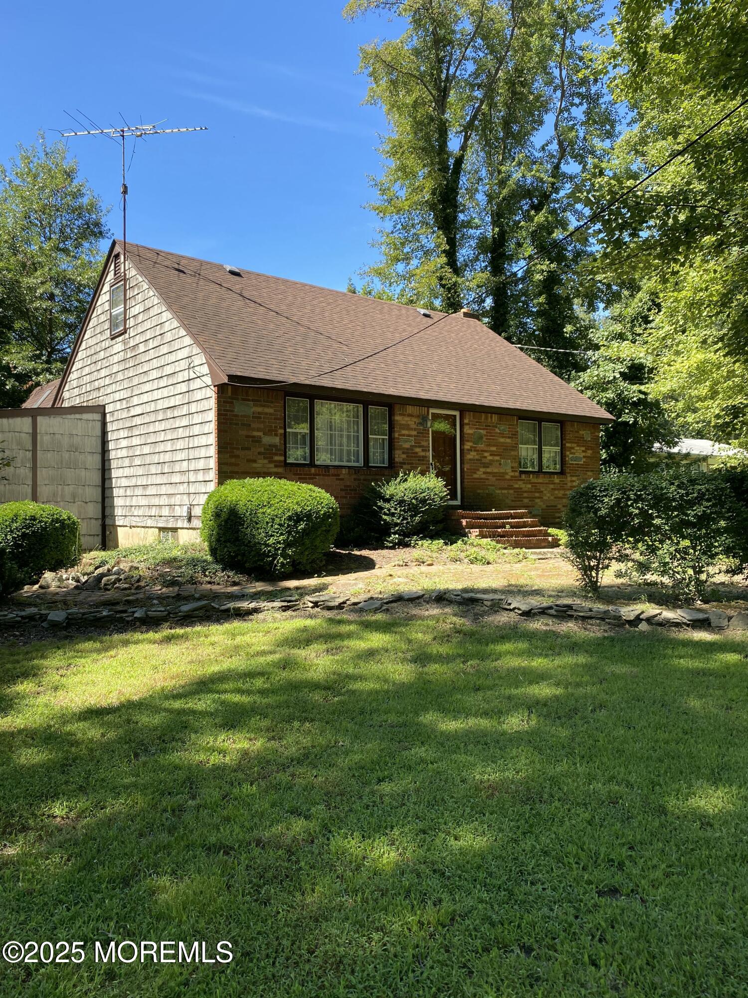 120 Crine Road Morganville NJ 07751