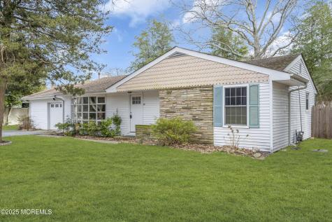 12 Pinehurst Drive Little Egg Harbor NJ 08087