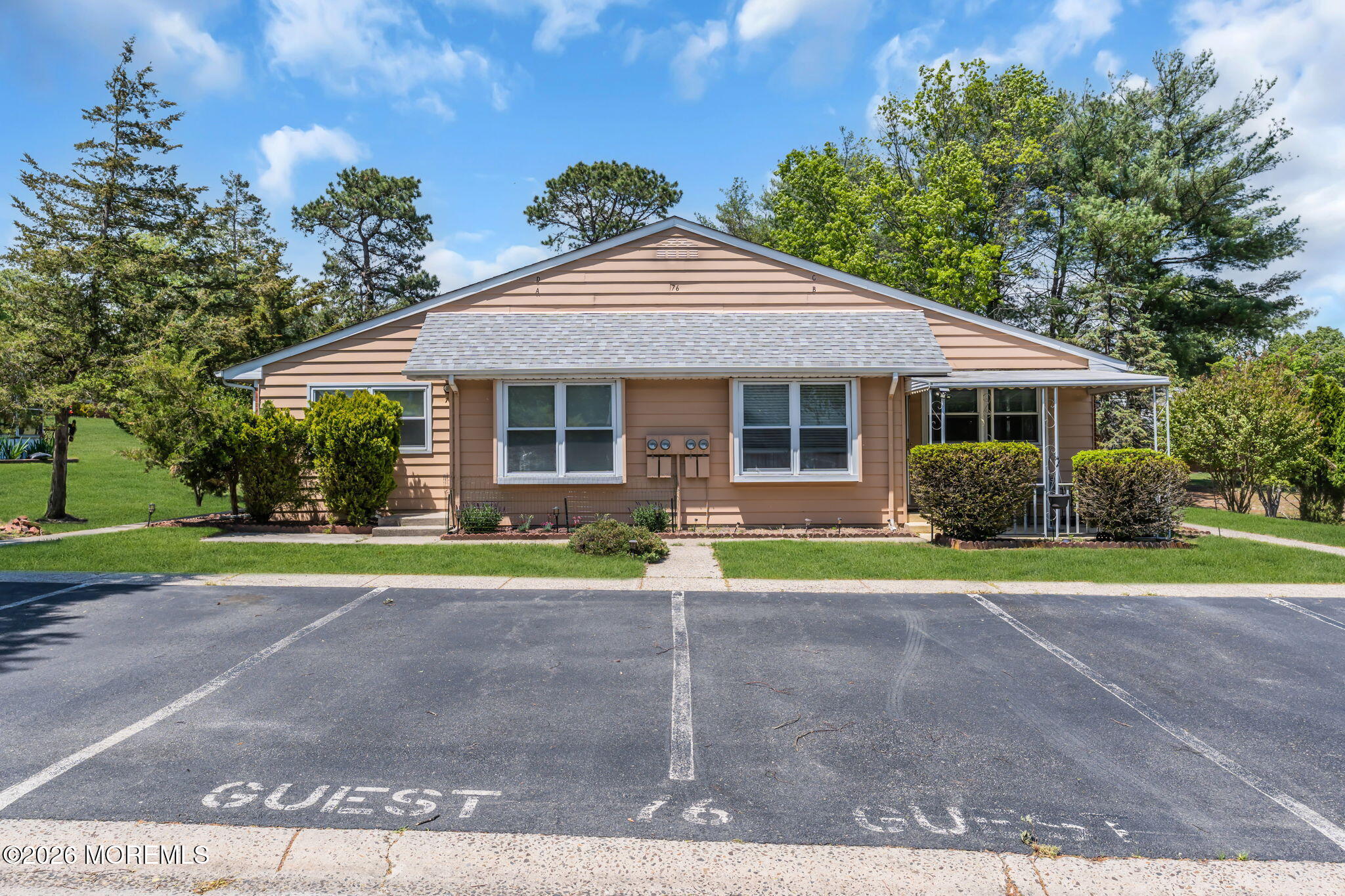 76 Franklin Lane Whiting NJ 08759