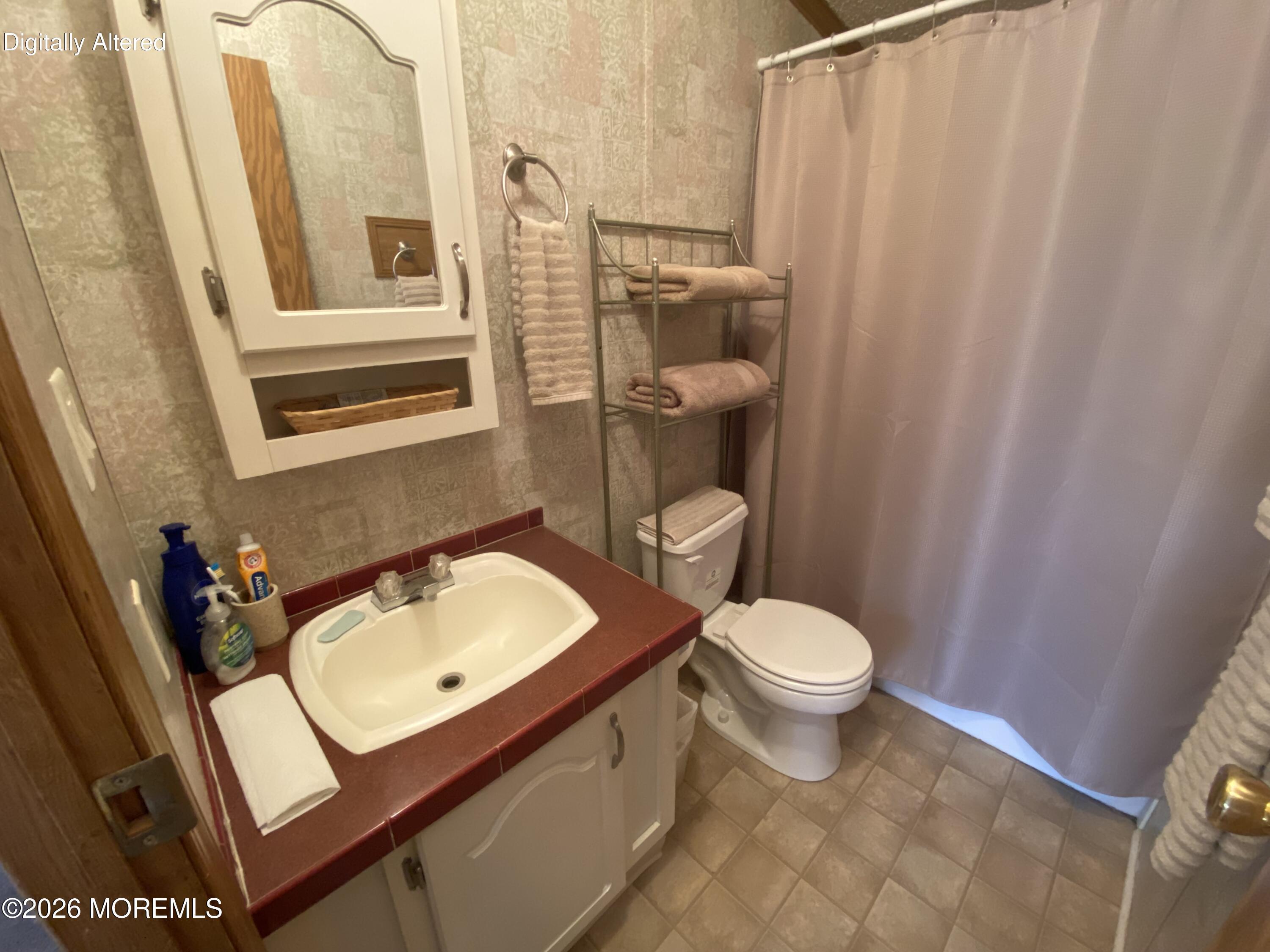 25 Oak Tree Lane Manahawkin NJ 08050
