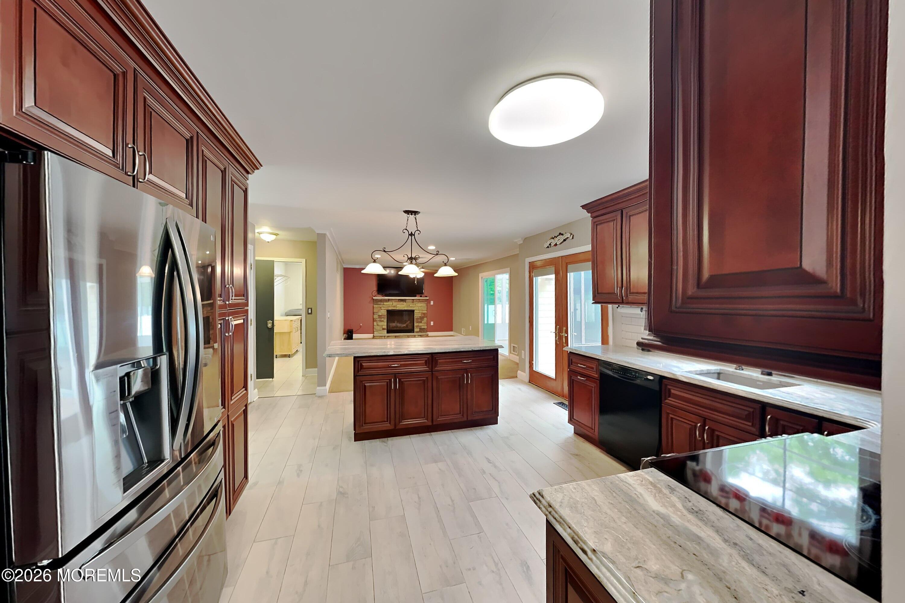 18 Peach Tree Street Jackson NJ 08527