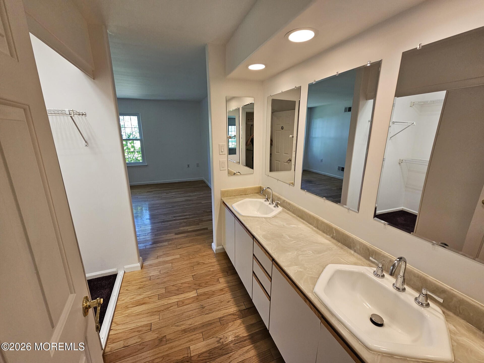 980 Thornbury Lane Manchester NJ 08759