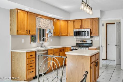 43 S Westfield Road Howell NJ 07731