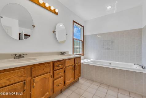 43 S Westfield Road Howell NJ 07731