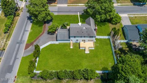 43 S Westfield Road Howell NJ 07731