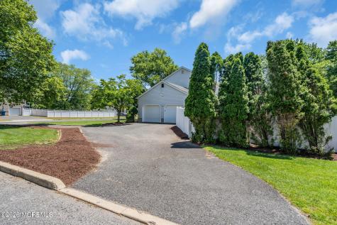 43 S Westfield Road Howell NJ 07731