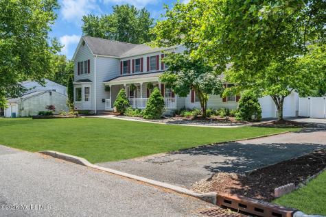 43 S Westfield Road Howell NJ 07731