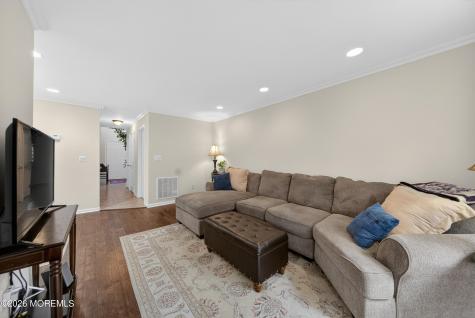 33 Heron Court Manalapan NJ 07726